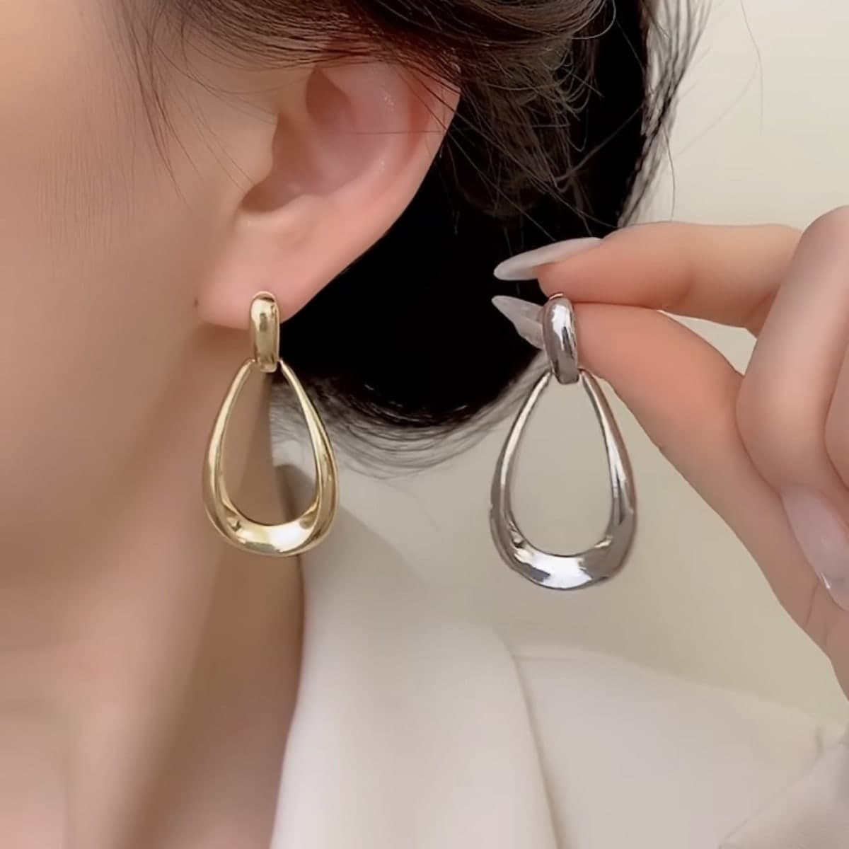 Hollow Water Drop Minimalist Earrings Golden